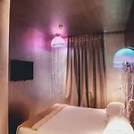 Le Petit Beaumarchais & Hotel