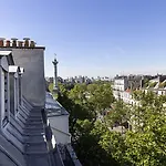 Le Petit Beaumarchais & Hotel Paris