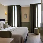 Le Petit Beaumarchais & 4*