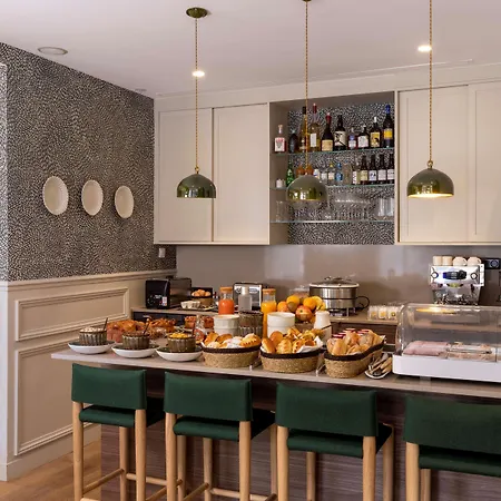 Hotel Le Petit Beaumarchais Hotel&spa Ex Original 4*