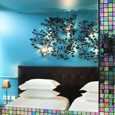 Le Petit Beaumarchais & 4*