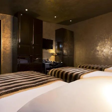 Le Petit Beaumarchais & Hotel París