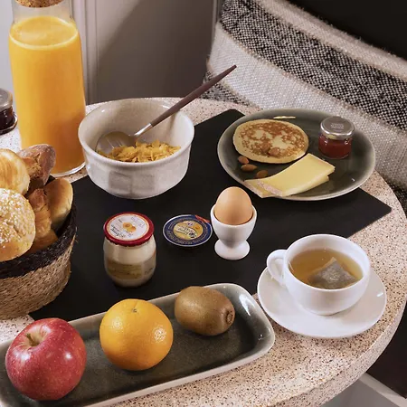 Le Petit Beaumarchais & 4*