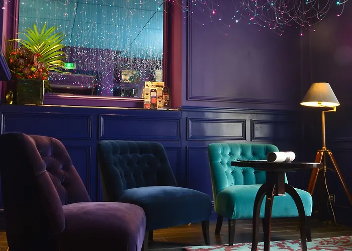 Le Petit Beaumarchais & 4* Paris