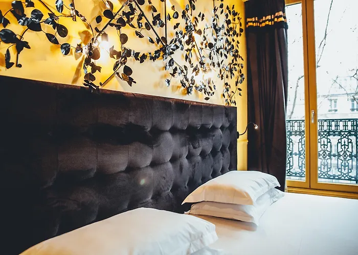 Hotel Le Petit Beaumarchais & Paris