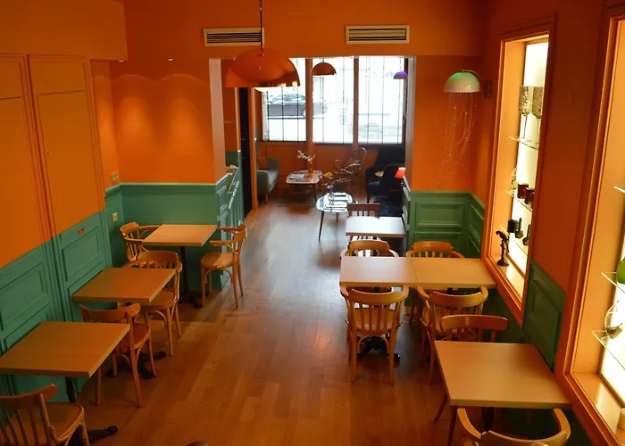 Le Petit Beaumarchais & 4*