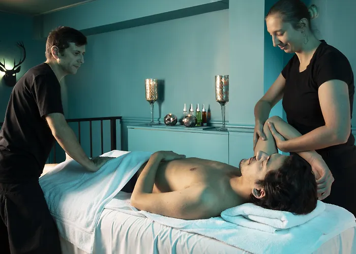 Le Petit Beaumarchais & Paris