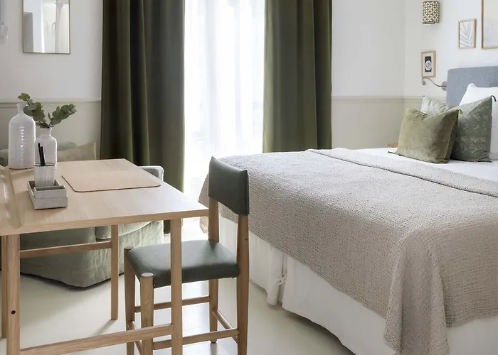 Le Petit Beaumarchais & 4*