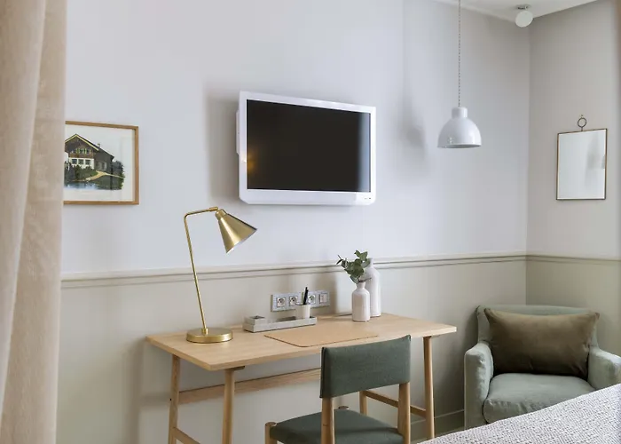 Le Petit Beaumarchais & Hotel 4*