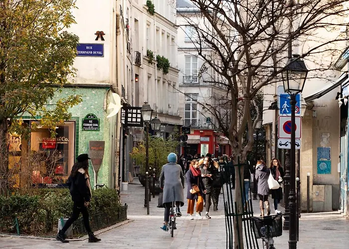 Le Petit Beaumarchais & 4* Párizs